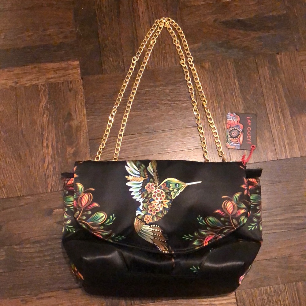 “¡Ay Güey! Purse/Crossbody. NEW. Silk finish. Golden details.
